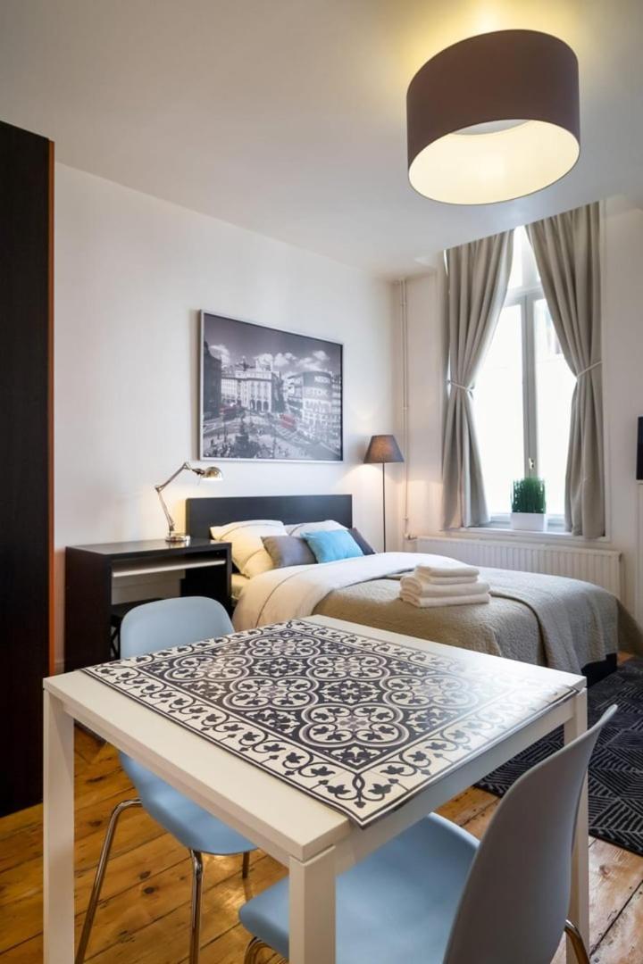 ليل Old Town - Nice Cozy And Functional Studio المظهر الخارجي الصورة